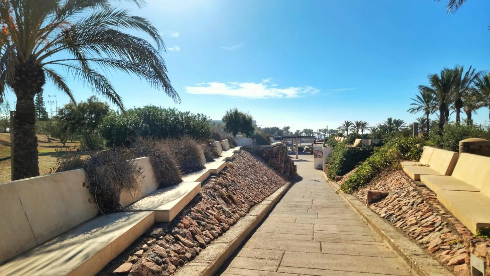 Apto Dulcessuenos, Retamar, Cabo De Gata レタマル 0*,  スペイン
